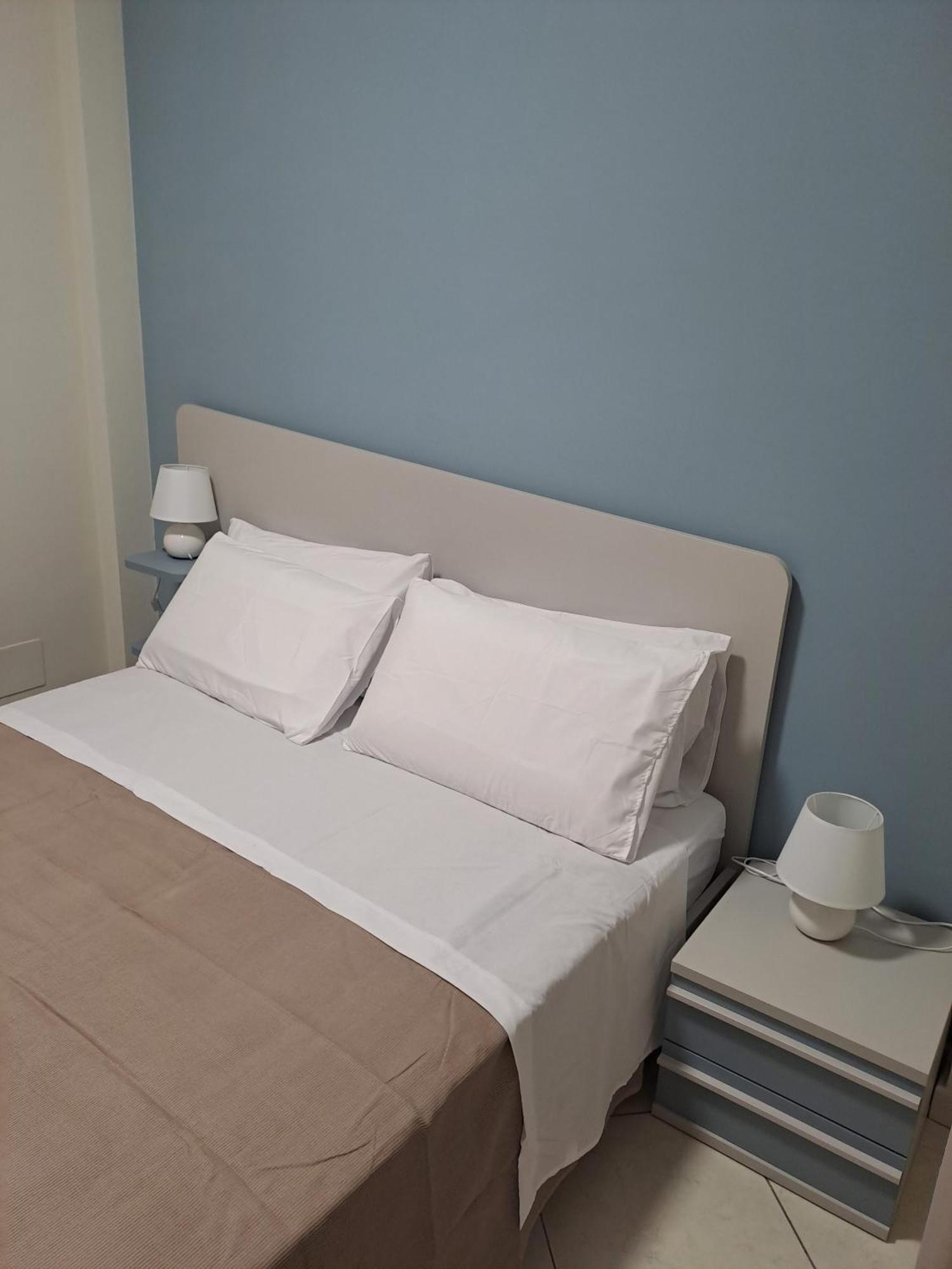 Affitta Camere Gold Барлетта Экстерьер фото
